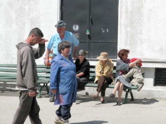 Oamenii în vârstă suportă cel mai greu vremea caniculară
